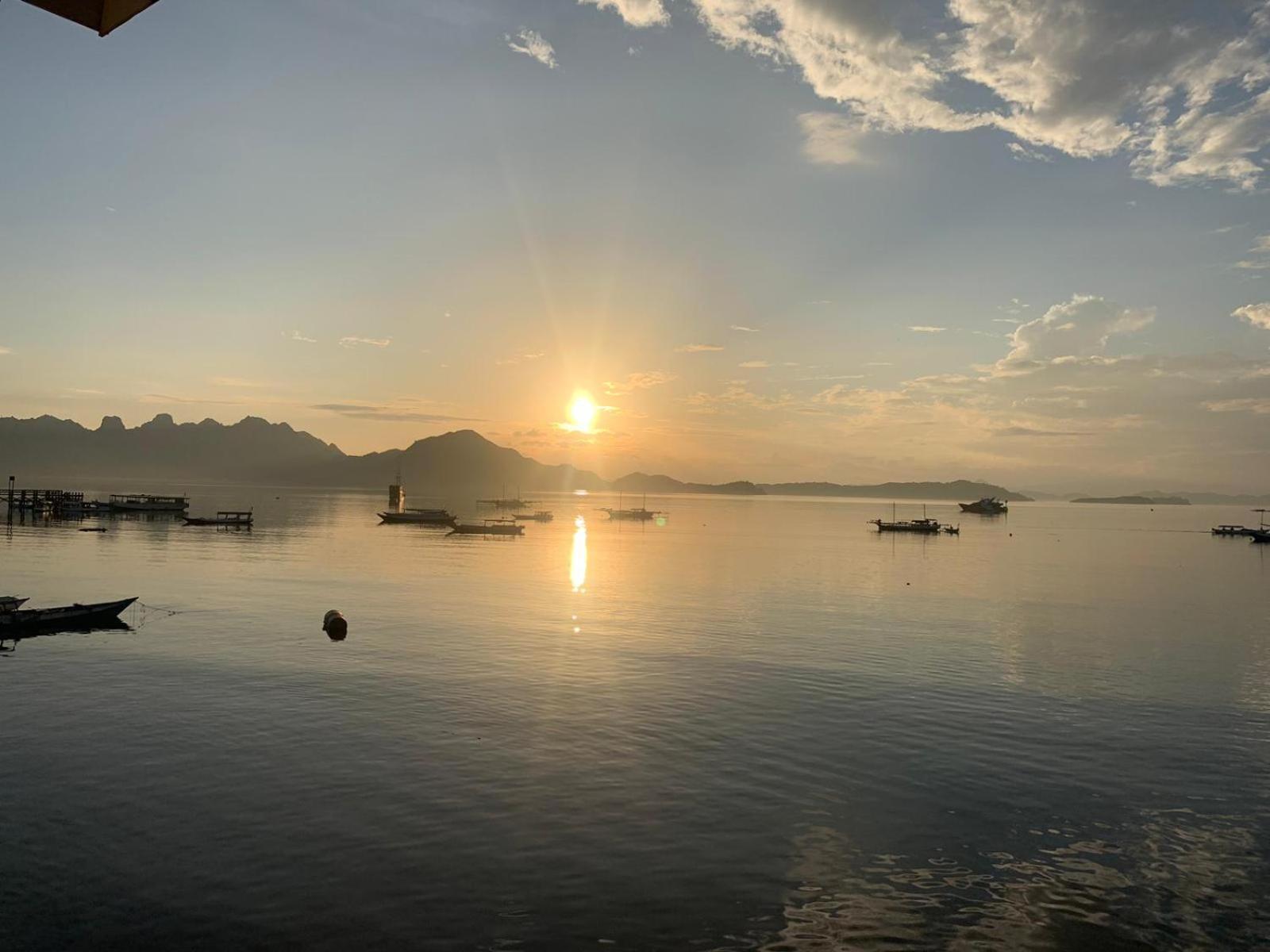 Ora Komodo Home Stay Exteriér fotografie