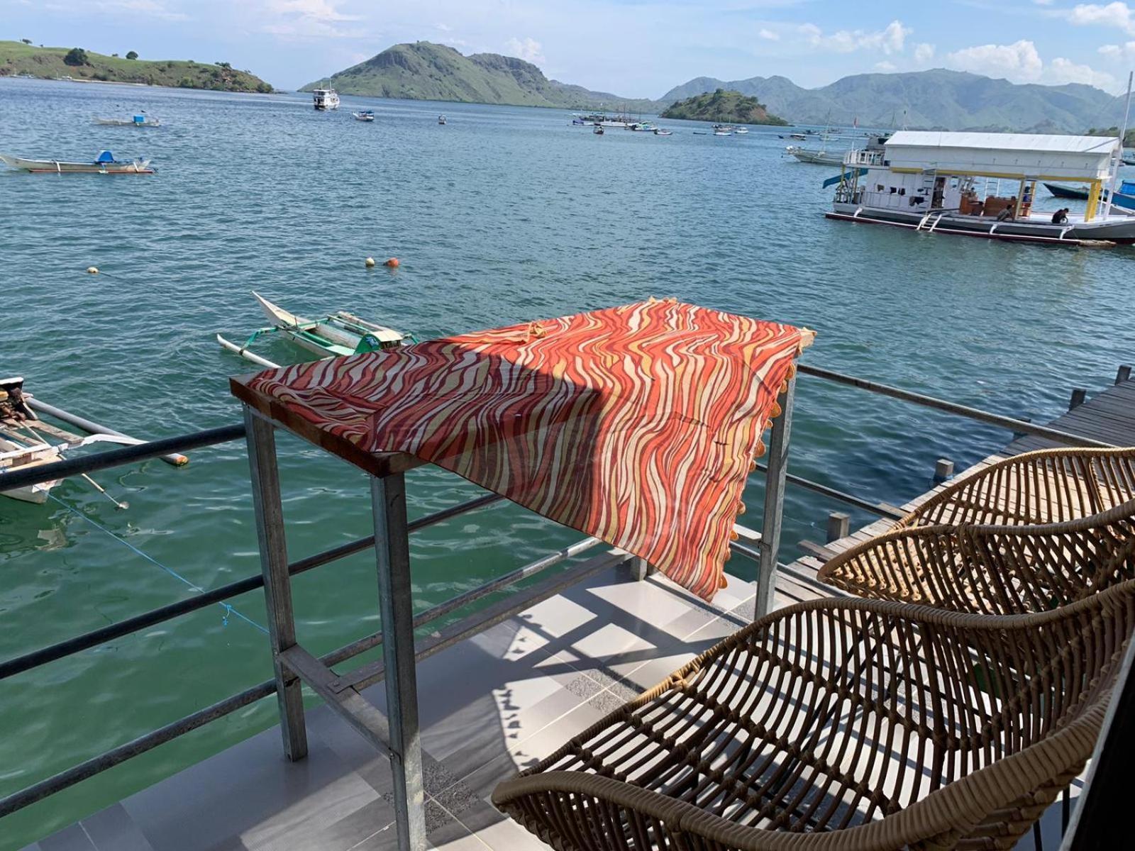 Ora Komodo Home Stay Exteriér fotografie